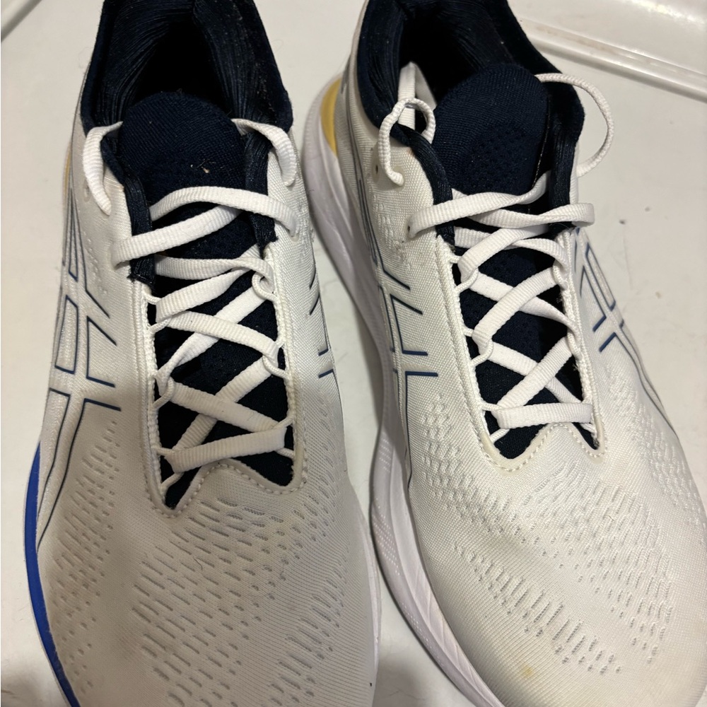 ASICS Gel Nimbus 25 White and Blue Athletic Shoes with Cushioned Midsole